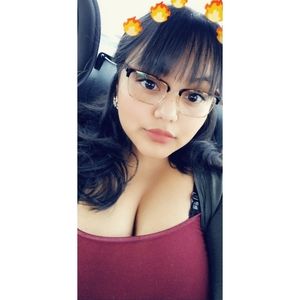 Meet your Posher, Alma